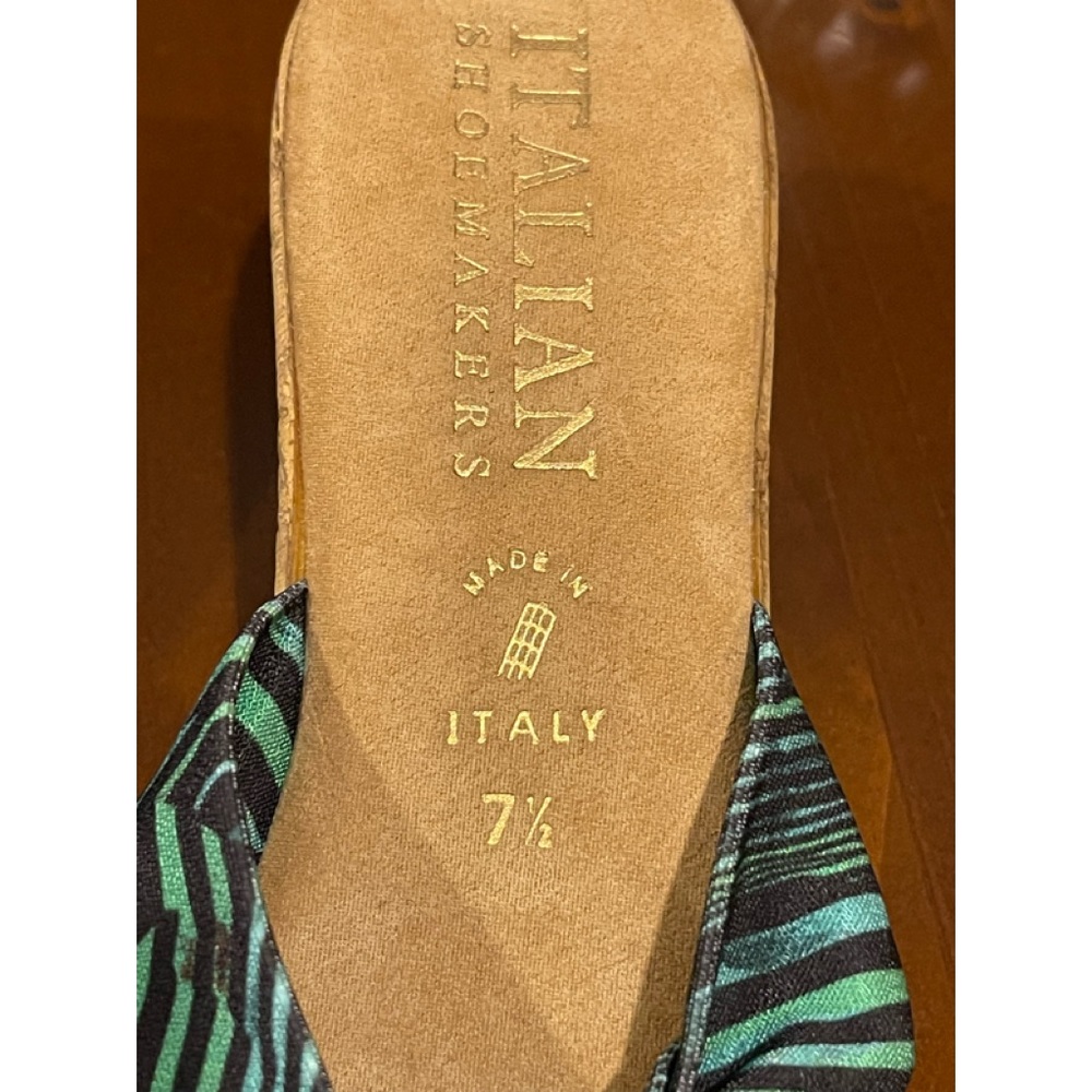 Italian Shoemakers Jungle, Zebra Look Wedge - Picture 7 of 10